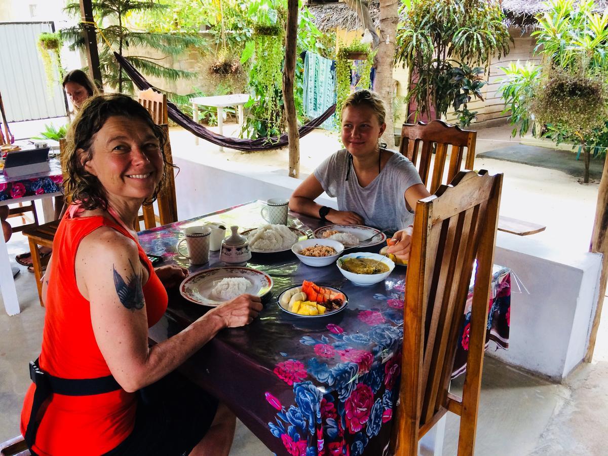 Tropicana Home Stay Arugam Bay Esterno foto