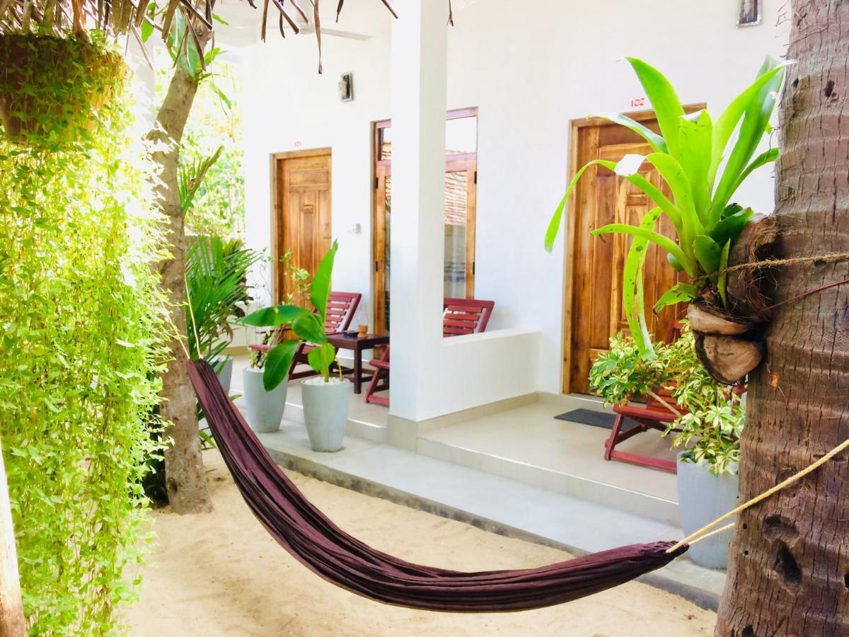Tropicana Home Stay Arugam Bay Esterno foto