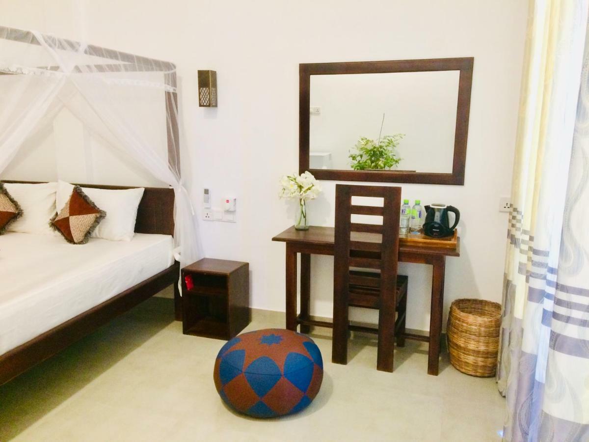 Tropicana Home Stay Arugam Bay Esterno foto